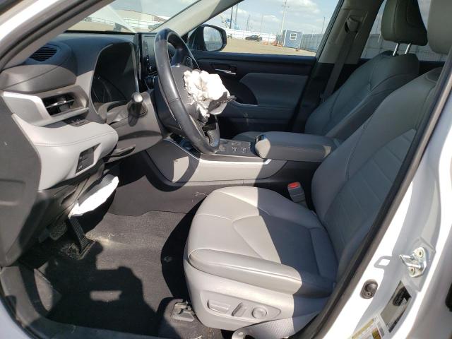 5TDGZRBH1MS062165 - 2021 TOYOTA HIGHLANDER XLE WHITE photo 7