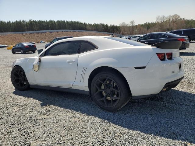 2G1FS1EW7C9197422 - 2012 CHEVROLET CAMARO SS WHITE photo 2