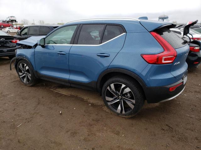 YV4L12UN0P2988842 - 2023 VOLVO XC40 PLUS BLUE photo 2