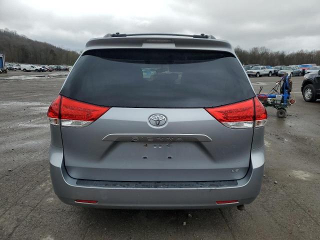 5TDKK3DC4DS396171 - 2013 TOYOTA SIENNA LE SILVER photo 6