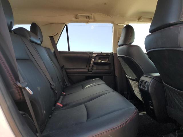 JTEBU5JR3G5340257 - 2016 TOYOTA 4RUNNER SR5/SR5 PREMIUM 白色 照片 11