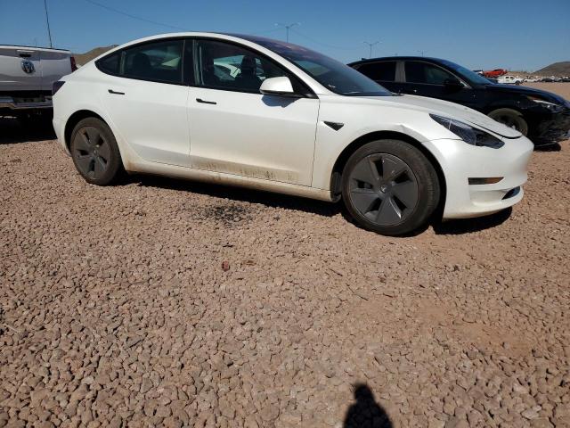 5YJ3E1EA6NF316033 - 2022 TESLA MODEL 3 WHITE photo 4