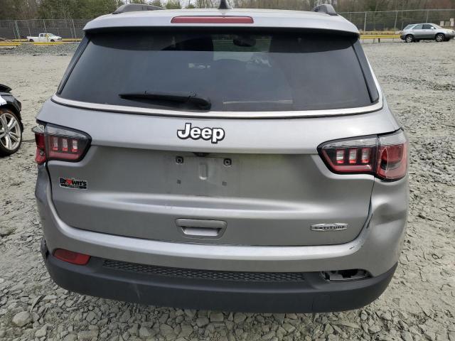 3C4NJCBB2JT462616 - 2018 JEEP COMPASS LATITUDE SILVER photo 6