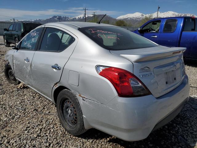 3N1CN7AP2FL910153 - 2015 NISSAN VERSA S SILVER photo 2