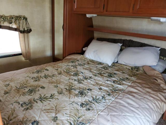 4YDT31227BB453514 - 2011 KEYSTONE OUTBACK WHITE photo 5