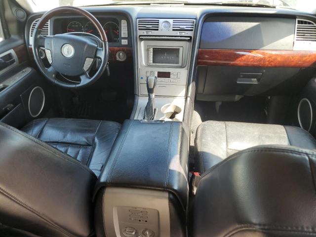 5LMFU28R23LJ35229 - 2003 LINCOLN NAVIGATOR შავი ფოტო 8