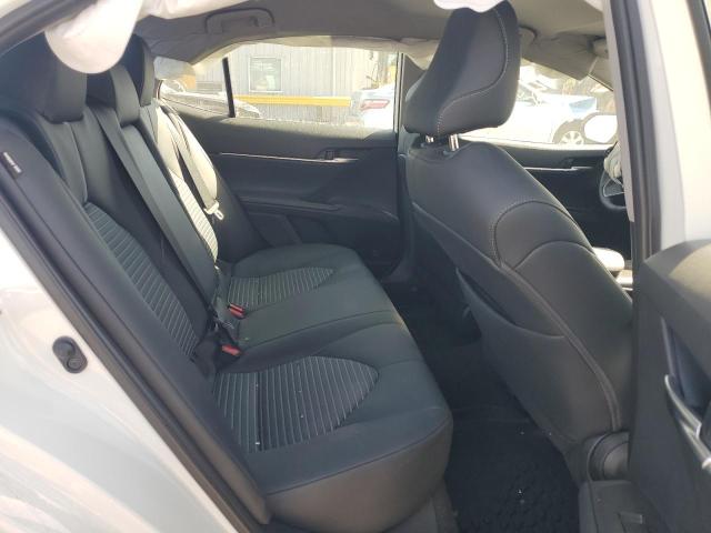 4T1T11AK1RU232477 - 2024 TOYOTA CAMRY SE NIGHT SHADE WHITE photo 10