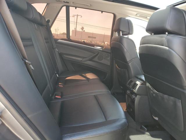 5UXZV8C57BL418229 - 2011 BMW X5 XDRIVE50I GRAY photo 11
