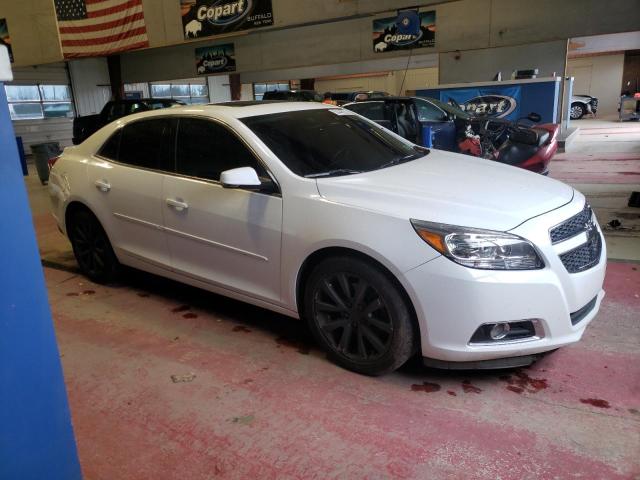 1G11G5SX3DF230893 - 2013 CHEVROLET MALIBU 3LT WHITE photo 4