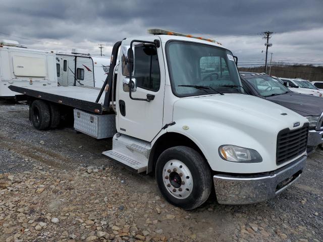 1FVACWCT36HW69138 - 2006 FREIGHTLINER M2 106 MEDIUM DUTY WHITE photo 4