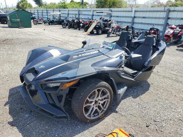 57XAAPHD5M8146958 - 2021 POLARIS SLINGSHOT SL BLACK photo 2