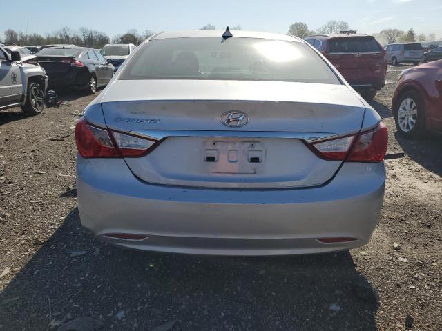 5NPEB4AC2BH192480 - 2011 HYUNDAI SONATA GLS SILVER photo 6