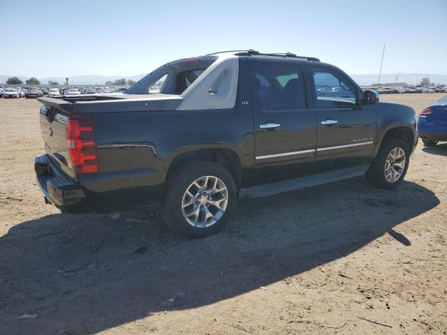 3GNTKGE36BG121673 - 2011 CHEVROLET AVALANCHE LTZ BLACK photo 3