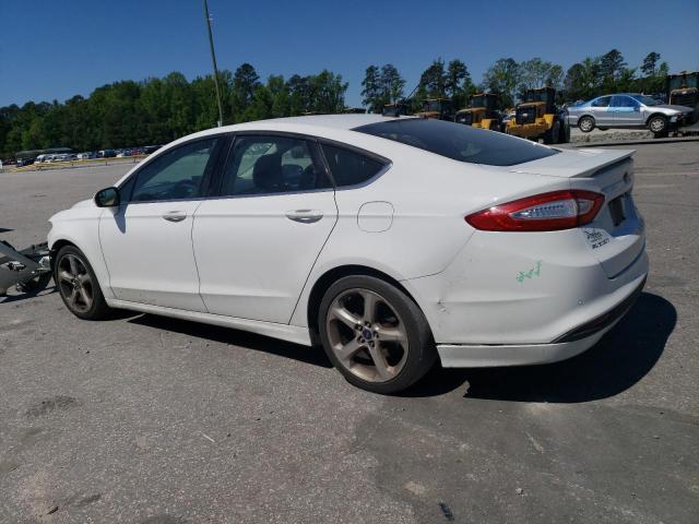 3FA6P0H71FR218924 - 2015 FORD FUSION SE WHITE photo 2