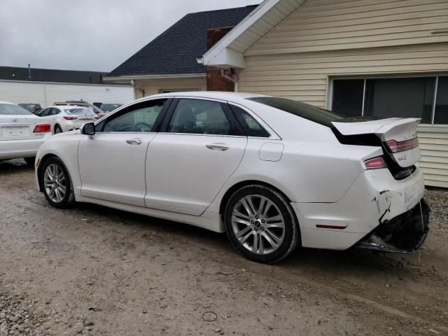 3LN6L2G93GR601118 - 2016 LINCOLN MKZ WHITE photo 2