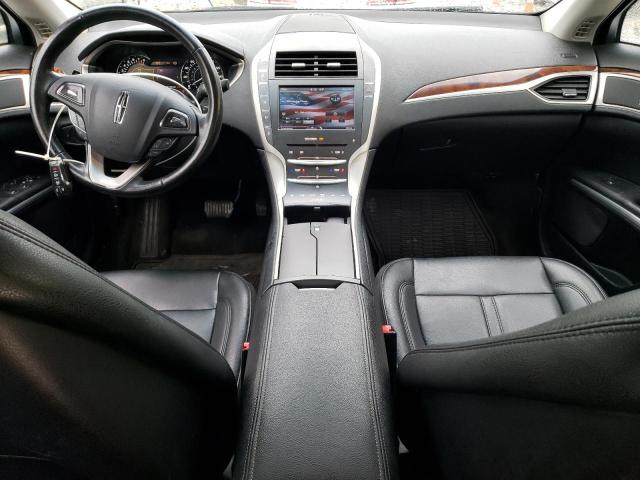 3LN6L2G93GR601118 - 2016 LINCOLN MKZ WHITE photo 8