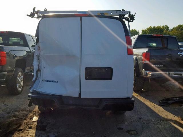 1GCWGAFF5H1249116 - 2017 CHEVROLET EXPRESS G2500  photo 6