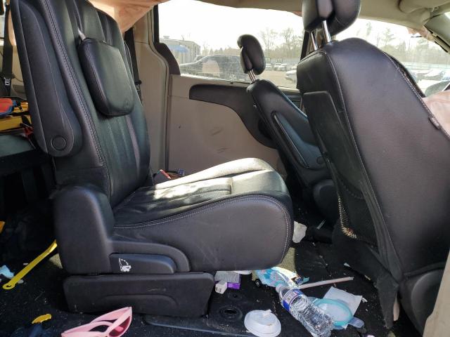 2C4RC1CG4ER198236 - 2014 CHRYSLER TOWN & COU TOURING L SILVER photo 11