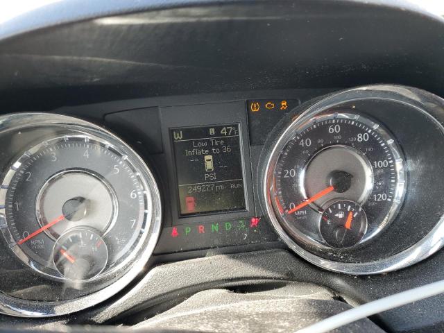 2C4RC1CG4ER198236 - 2014 CHRYSLER TOWN & COU TOURING L SILVER photo 9