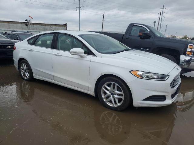 3FA6P0HR8DR370021 - 2013 FORD FUSION SE WHITE photo 4