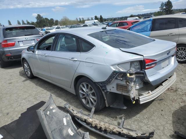 3FA6P0HD8HR247720 - 2017 FORD FUSION SE SILVER photo 2