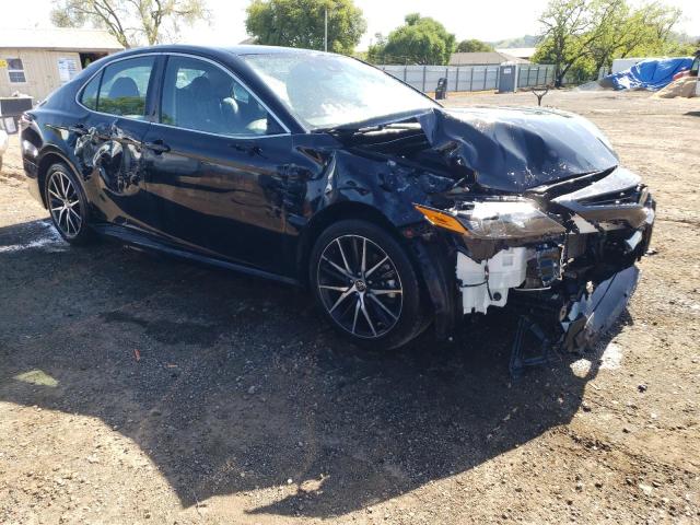 4T1G11AK5PU780724 - 2023 TOYOTA CAMRY SE NIGHT SHADE BLACK photo 4