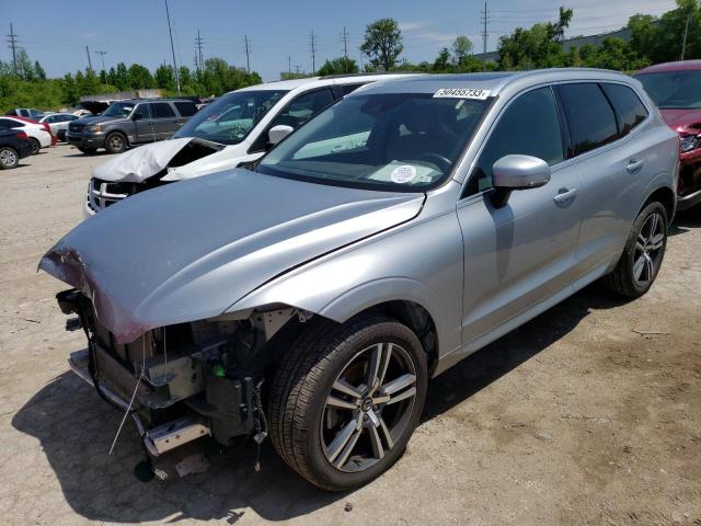 YV4A22RK7J1031141 - 2018 VOLVO XC60 T6 MOMENTUM SILVER photo 1