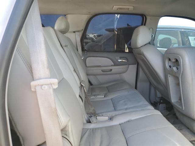 1GNFK13037J289134 - 2007 CHEVROLET TAHOE K1500 WHITE photo 11