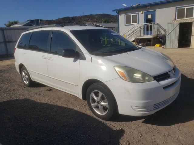 5TDZA23C15S342812 - 2005 TOYOTA SIENNA CE WHITE photo 4