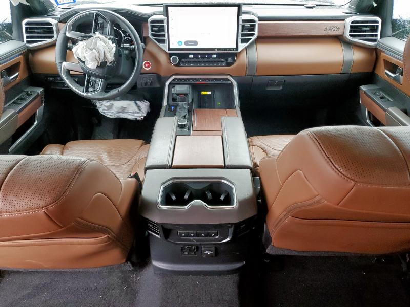 5TFMC5DB4PX020416 - 2023 TOYOTA TUNDRA CREWMAX PLATINUM BROWN photo 8