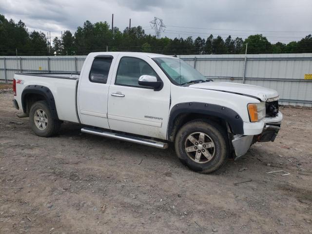 1GTR2VE33BZ455330 - 2011 GMC SIERRA K1500 SLE WHITE photo 4