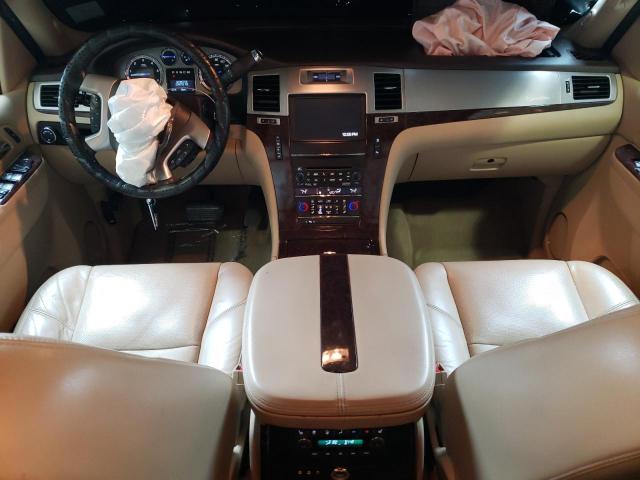 1GYS4HEF6BR329092 - 2011 CADILLAC ESCALADE ESV LUXURY CREAM photo 8