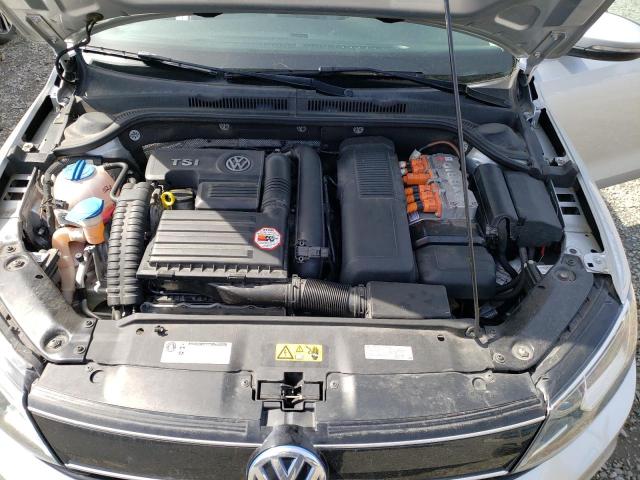 3VW637AJ5GM269486 - 2016 VOLKSWAGEN JETTA HYBRID SILVER photo 11