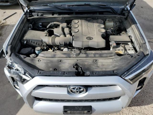 JTEBU5JRXG5304677 - 2016 TOYOTA 4RUNNER SR5/SR5 PREMIUM 银色 照片 12