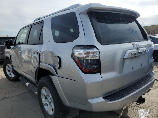 JTEBU5JRXG5304677 - 2016 TOYOTA 4RUNNER SR5/SR5 PREMIUM 银色 照片 2