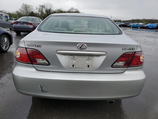 JTHBF30G920012784 - 2002 LEXUS ES 300 SILVER photo 6