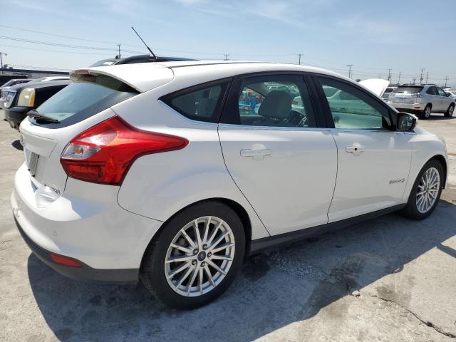 1FADP3R45EL169916 - 2014 FORD FOCUS BEV WHITE photo 3