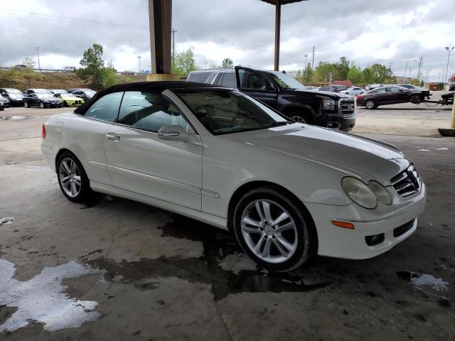 WDBTK56G17T078769 - 2007 MERCEDES-BENZ CLK 350 WHITE photo 4