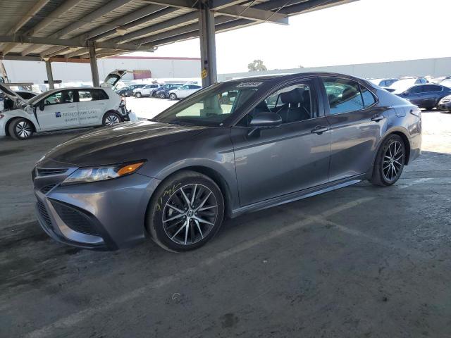 4T1G11AK7PU770180 - 2023 TOYOTA CAMRY SE NIGHT SHADE GRAY photo 1
