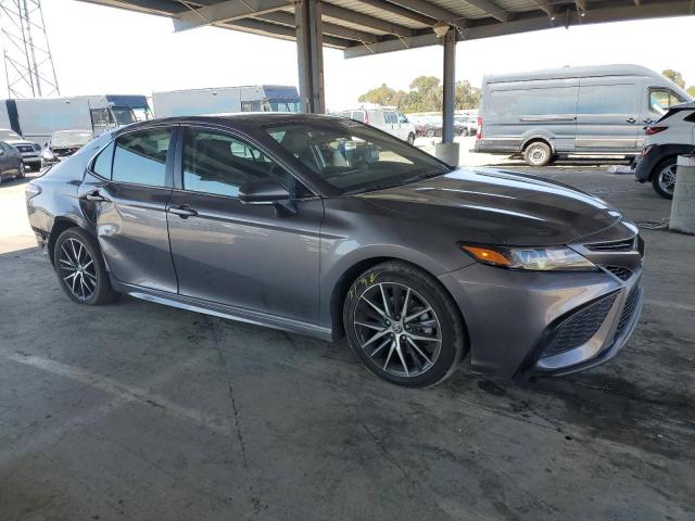 4T1G11AK7PU770180 - 2023 TOYOTA CAMRY SE NIGHT SHADE GRAY photo 4