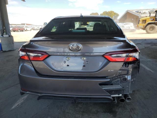 4T1G11AK7PU770180 - 2023 TOYOTA CAMRY SE NIGHT SHADE GRAY photo 6
