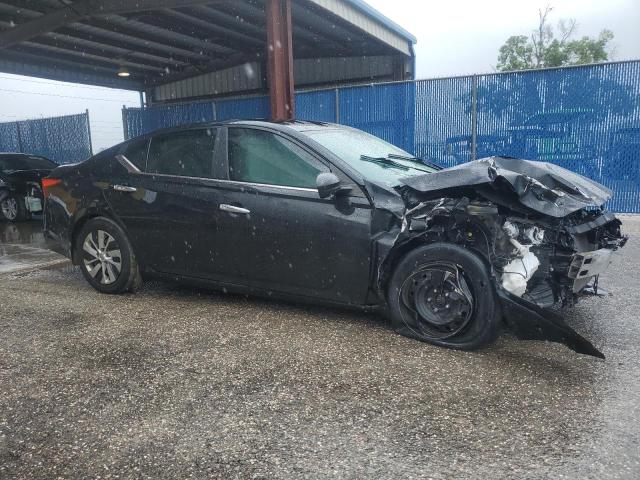 1N4BL4BV8KC118661 - 2019 NISSAN ALTIMA S BLACK photo 4