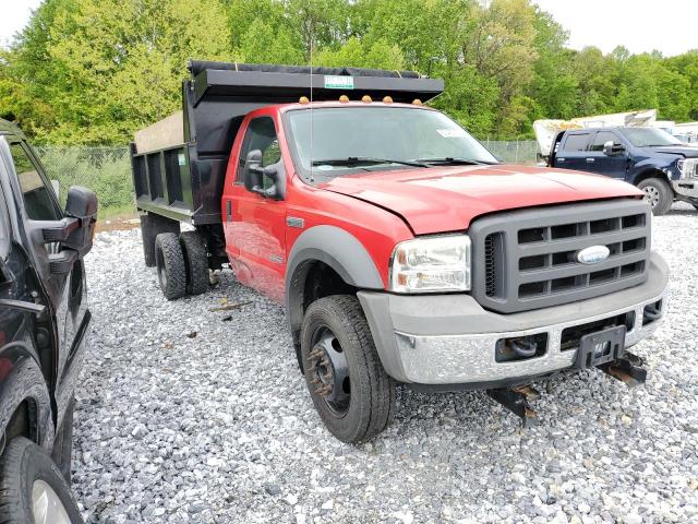 1FDAF57P15EA69966 - 2005 FORD F550 SUPER DUTY RED photo 4