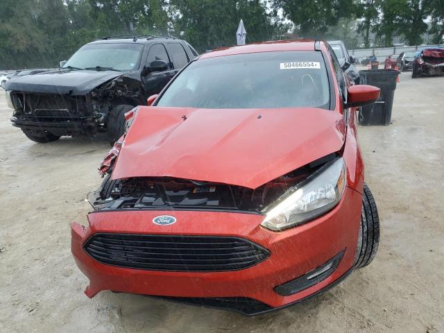 1FADP3F28JL248865 - 2018 FORD FOCUS SE RED photo 5