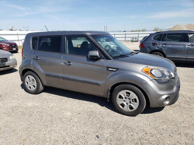 KNDJT2A51D7615476 - 2013 KIA SOUL GRAY photo 4