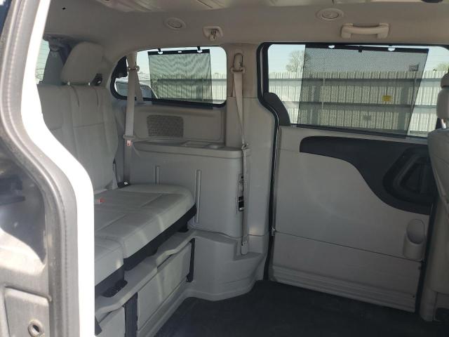 2C4RC1CG1GR271405 - 2016 CHRYSLER TOWN & COU TOURING L SILVER photo 11