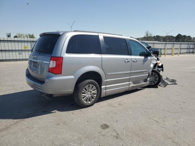 2C4RC1CG1GR271405 - 2016 CHRYSLER TOWN & COU TOURING L SILVER photo 3