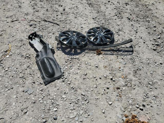 3VWBM31Y85M370262 - 2005 VOLKSWAGEN NEW BEETLE GL 灰色 照片 12