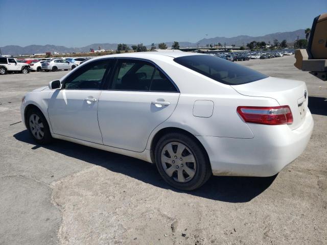 4T4BE46K29R102451 - 2009 TOYOTA CAMRY BASE WHITE photo 2
