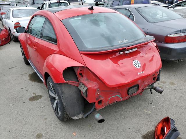 3VWVA7AT9DM624299 - 2013 VOLKSWAGEN BEETLE TURBO RED photo 2